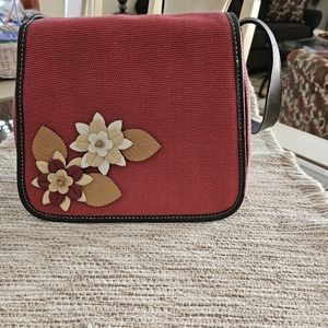 Liz Claiborne bag red flap front shoulder strap